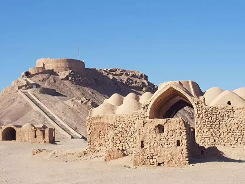 برج‌های خاموشان، آرامگاه زرتشتیان
